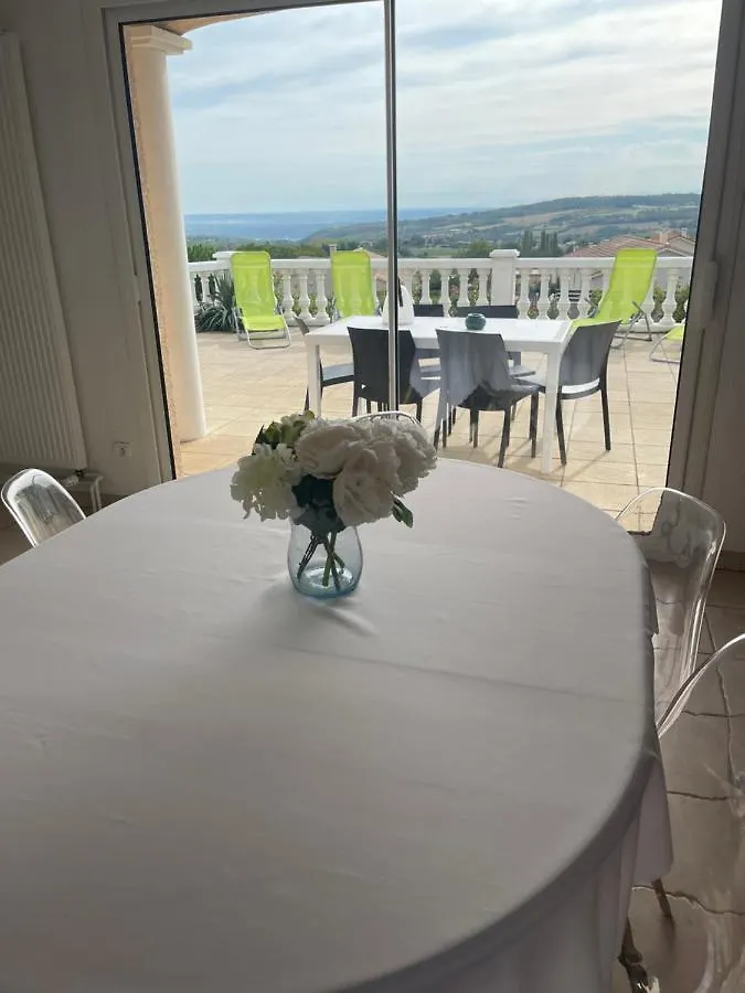 Maison d'hôtes Au Jardin De Papy à Veranne Séjour à la campagne